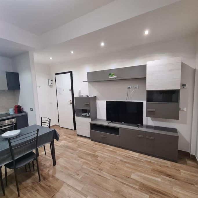 Apartment Garibaldi Pavia Kültér fotó