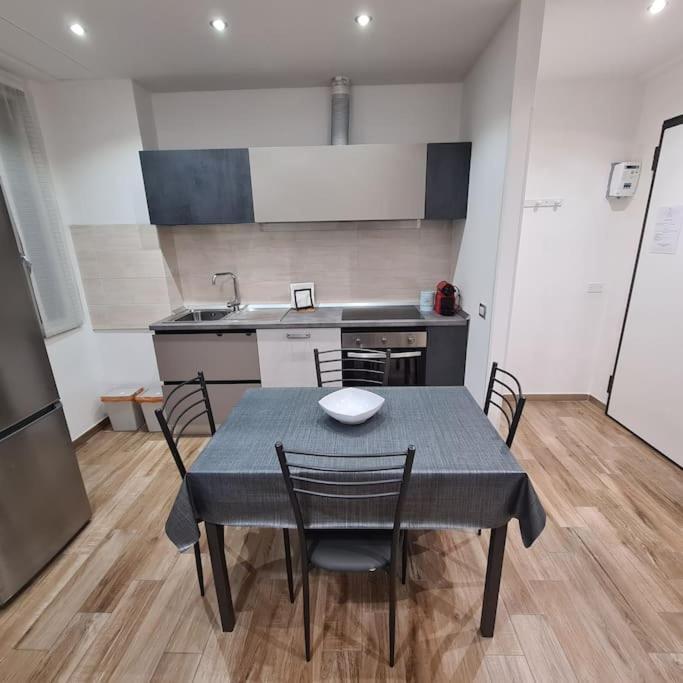 Apartment Garibaldi Pavia Kültér fotó